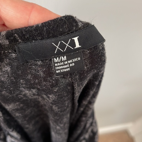 XXI Dolman top - Picture 5 of 6